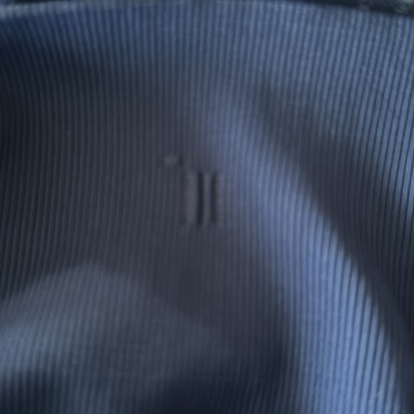 Lululemon Flow Crops Size 6❤️❤️ - Picture 3 of 3